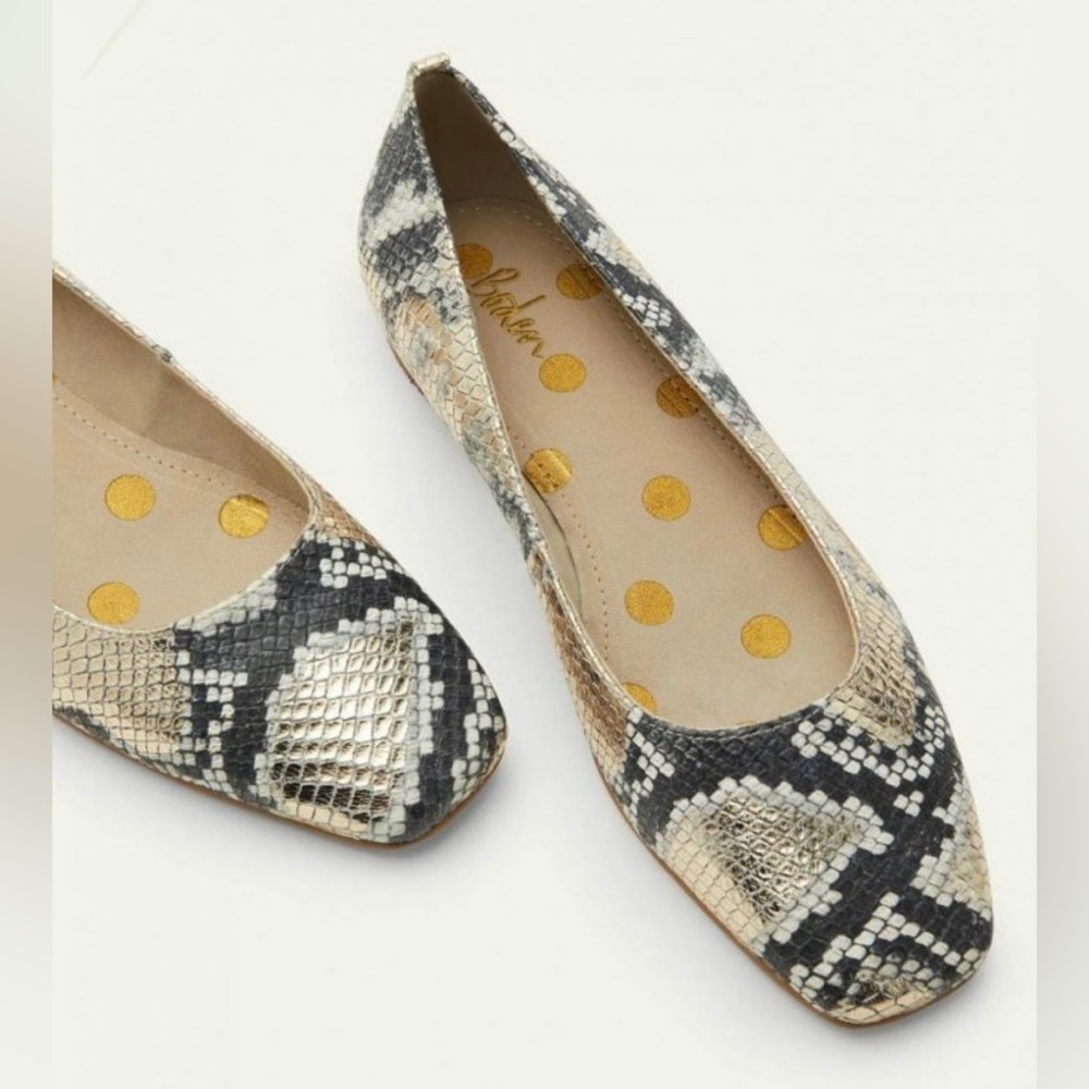 Boden Olive Ballerinas Flats – Pale Gold Snake size 7.5